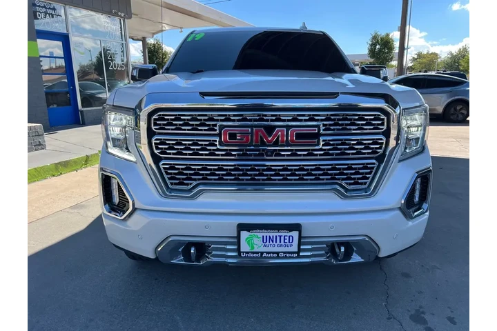 2019 GMC Sierra 1500 Denali C image 2