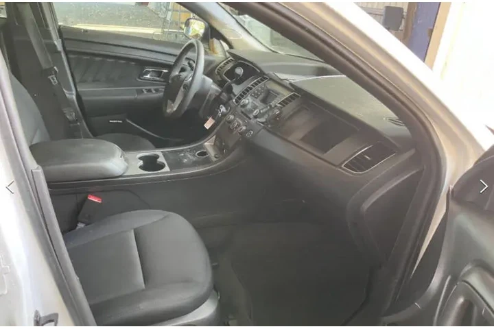 $13750 : 2015 Taurus Police Interceptor image 8