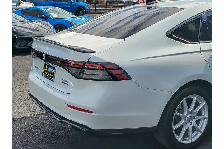 $27993 : Honda Accord Hybrid 2023 Spo image 7