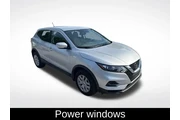 $15499 : Nissan Rogue Sport 2020 S 4d thumbnail