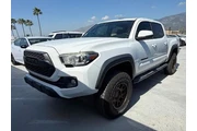 $30888 : Toyota Tacoma 2017 4x2 TRD O thumbnail