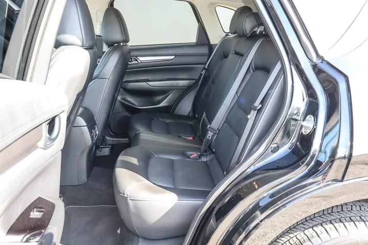 $27087 : 2025 CX-5 2.5 S Select Packag image 8