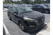 $9891 : Hyundai TUCSON 2017 SE Plus thumbnail