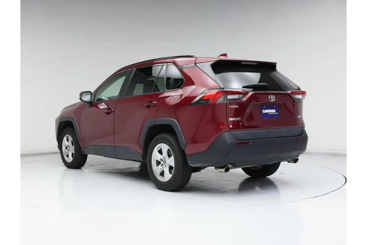 $21998 : Toyota RAV4 2021 XLE 4dr SUV image 2