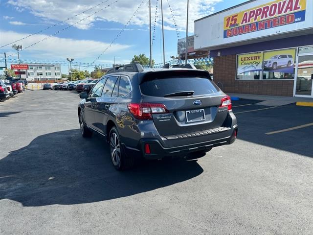 2018 Outback 2.5i Limited image 6