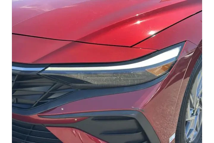 $18588 : Hyundai ELANTRA 2024 SEL 4dr image 7