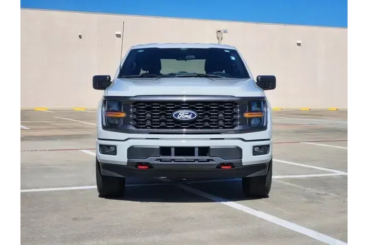 $38972 : Ford F-150 2024 4x2 STX 4dr image 2