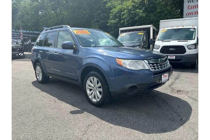 $7999 : 2012 Forester 2.5X Premium image 2