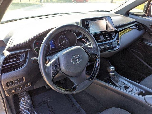 $11500 : 2018 Toyota C-HR  CHR XLE image 5