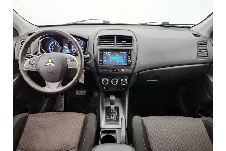 $16998 : Mitsubishi Outlander Sport 2 image 9