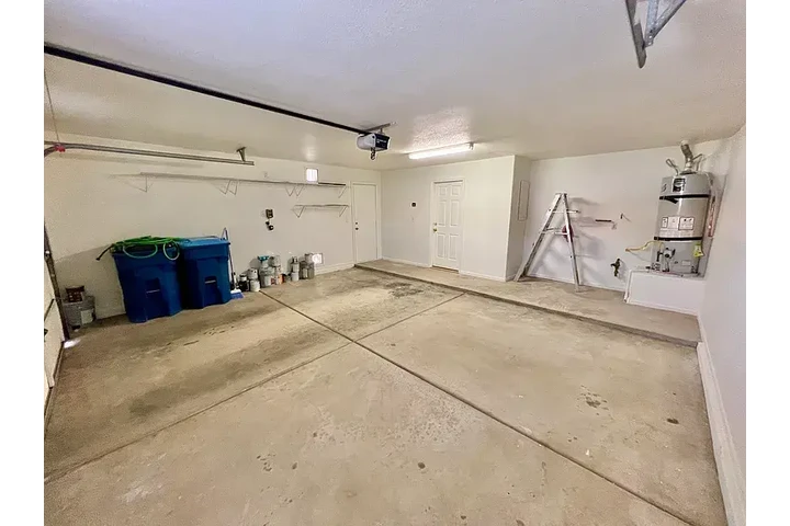 $1400 : North Las Vegas - Ready Now image 9