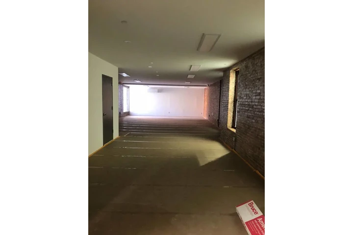 $400000 : Commercial Building  For Sale image 7