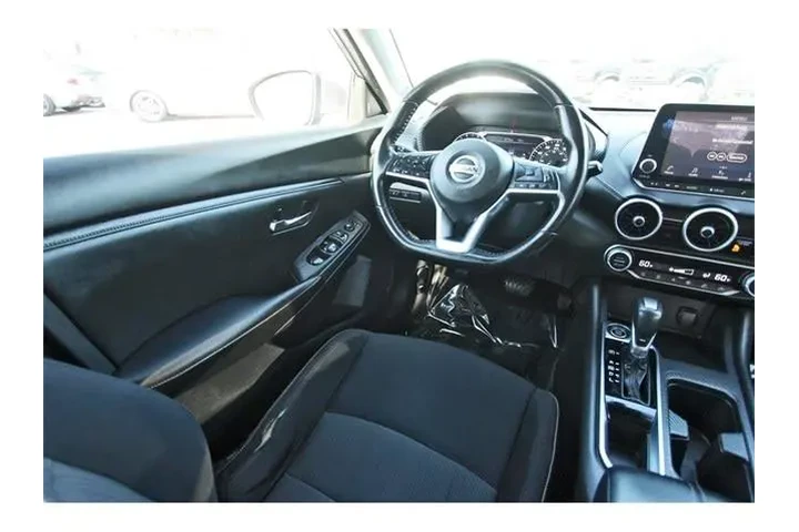 $14569 : Nissan Sentra 2020 SV 4dr Se image 7