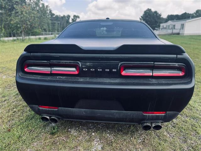 $17900 : 2017 DODGE CHALLENGER image 5