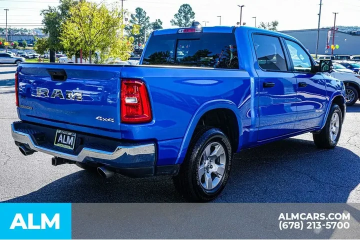 $37920 : Ram 1500 2025 4x4 Big Horn 4 image 6