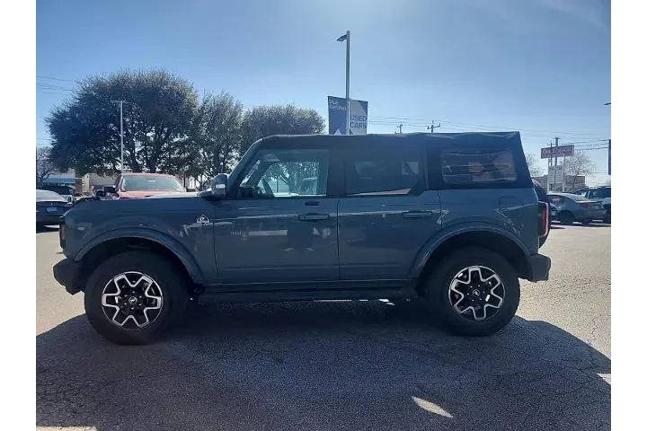 $29998 : Ford Bronco 2021 4x4 Black D image 4