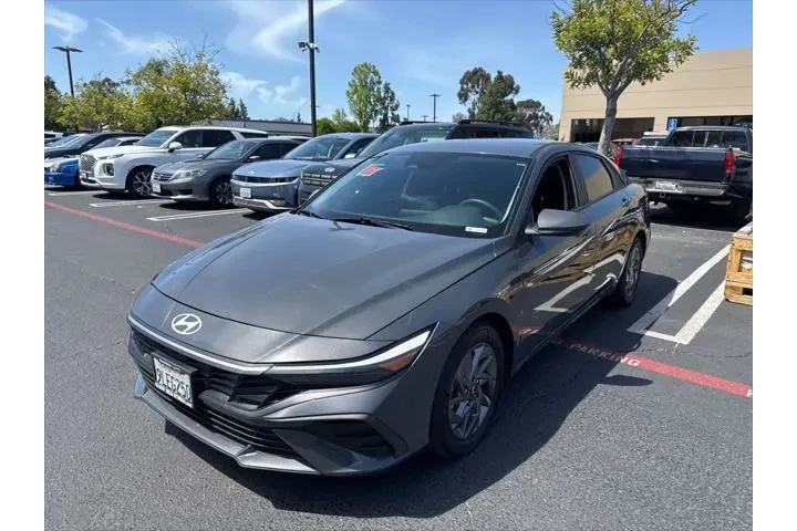 $20995 : Hyundai ELANTRA 2024 SEL 4dr image 1