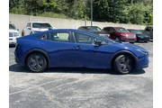 $25790 : Toyota Prius 2024 LE 4dr Hat thumbnail