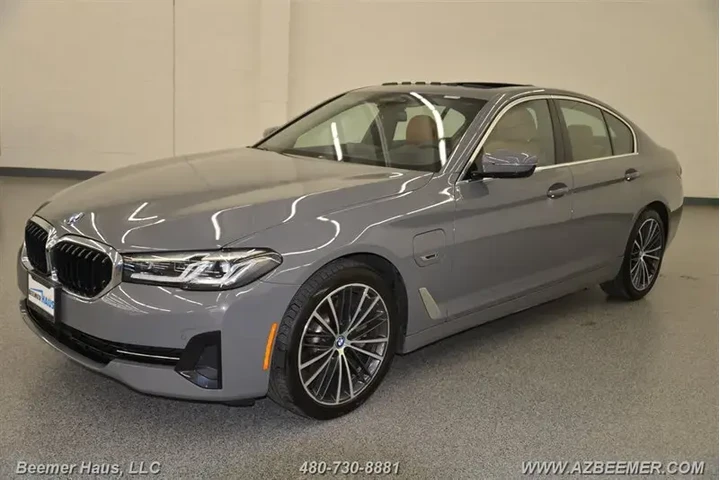 $31998 : BMW 5 Series 2022 530e 4dr S image 2