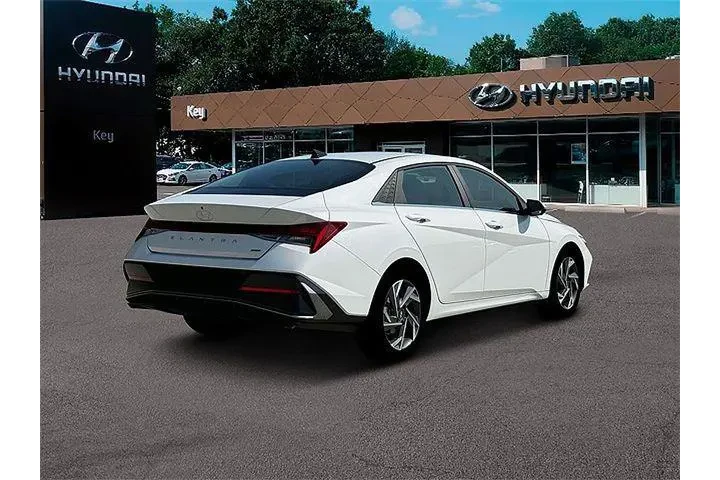 $27530 : Hyundai ELANTRA Hybrid 2025 image 7