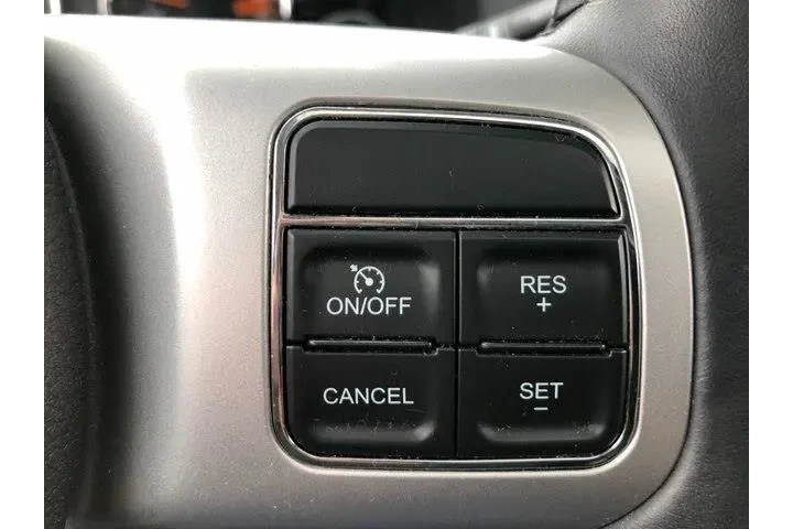 $15000 : Jeep Compass 2017 4x4 Latitu image 5