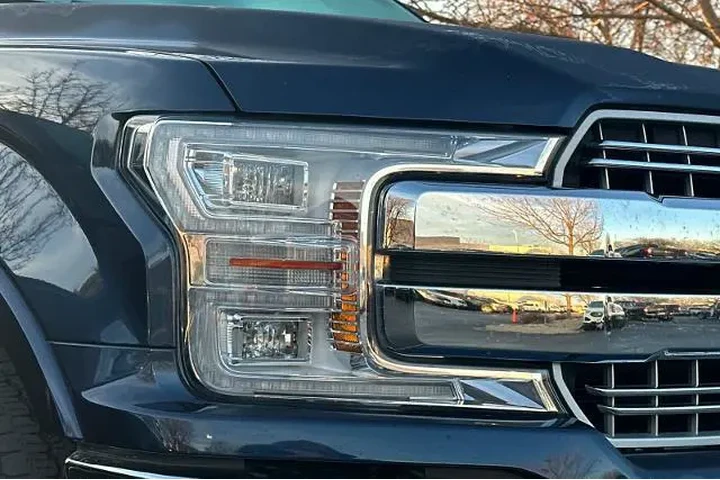 $36995 : Ford F-150 2019 4x4 Lariat 4 image 9