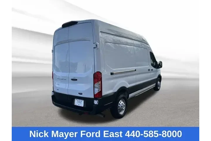 $33995 : Ford Transit 2023 AWD 250 3d image 8