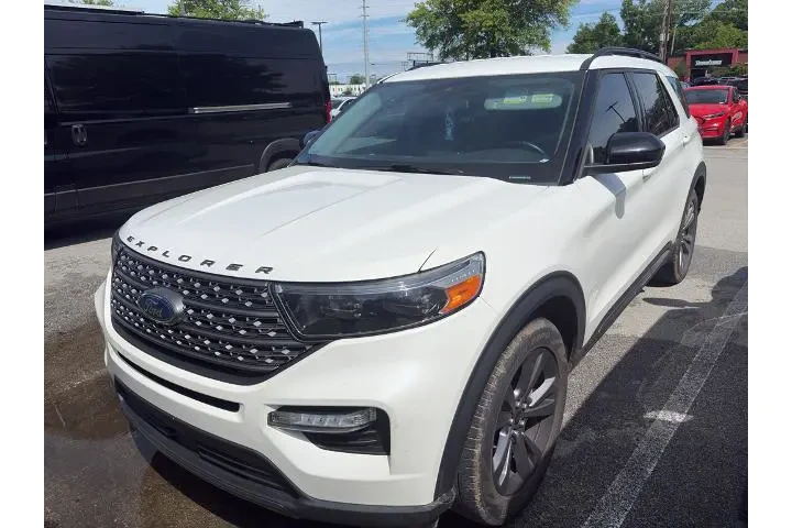 $29250 : Ford Explorer 2022 XLT 4dr S image 2