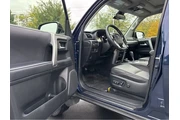 $40000 : Gold Certified2022 4Runner SR thumbnail