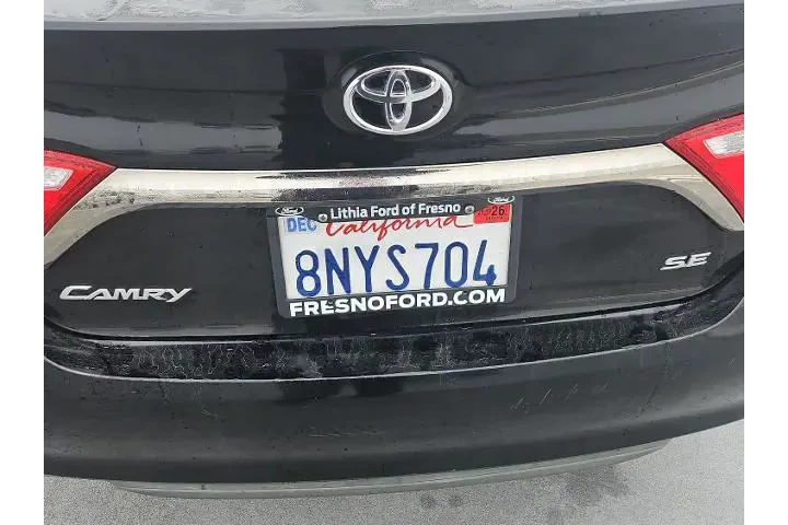 $12000 : Toyota Camry 2017 SE 4dr Sed image 8