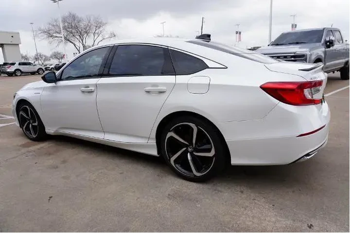 $23988 : Honda Accord Hybrid 2022 Spo image 4