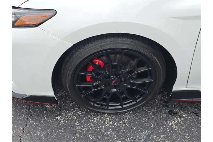 $28990 : Toyota Camry 2024 TRD 4dr Se image 6