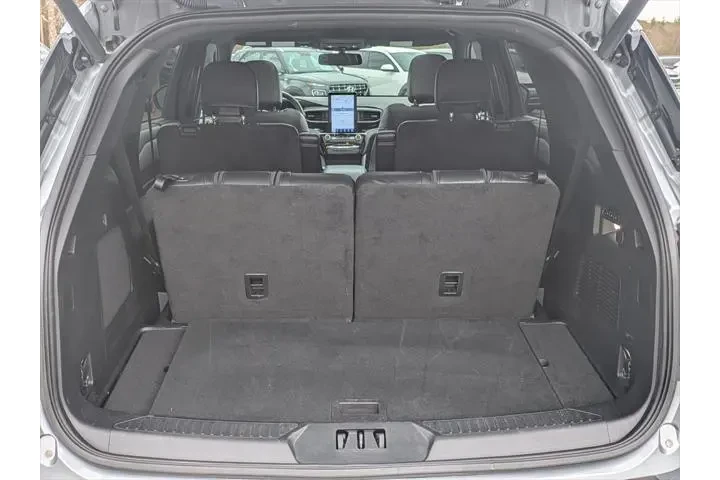 $38290 : Ford Explorer 2023 AWD ST 4d image 6