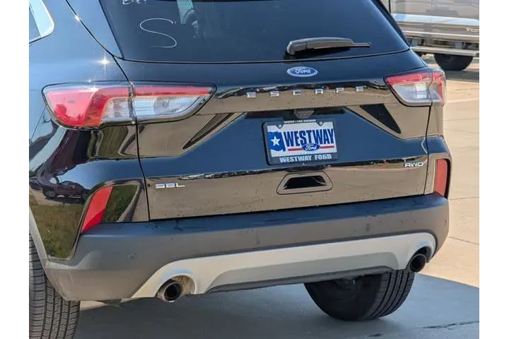 $19987 : Ford Escape 2022 AWD SEL 4dr image 6