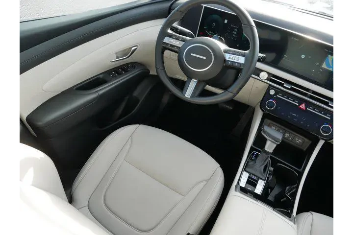 $31000 : Hyundai TUCSON 2025 AWD SEL image 9