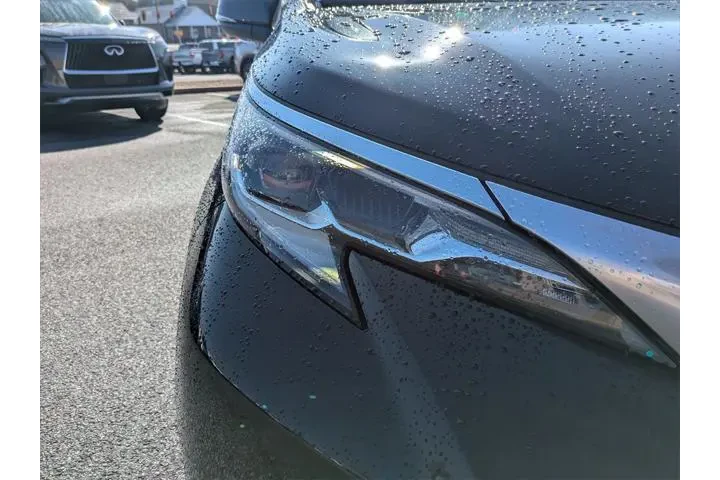 $39994 : Toyota Sienna 2022 AWD Plati image 10