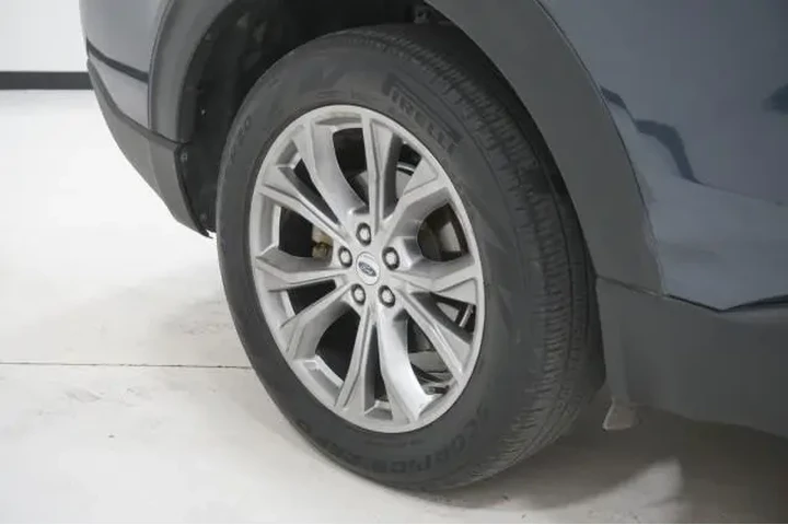 $27995 : Ford Explorer 2022 XLT 4dr S image 6