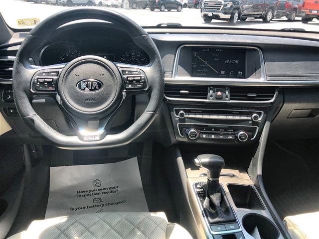 $15500 : PRE-OWNED 2018 KIA OPTIMA SX image 10