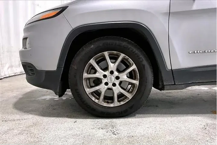 $9641 : Jeep Cherokee 2017 Sport 4dr image 6