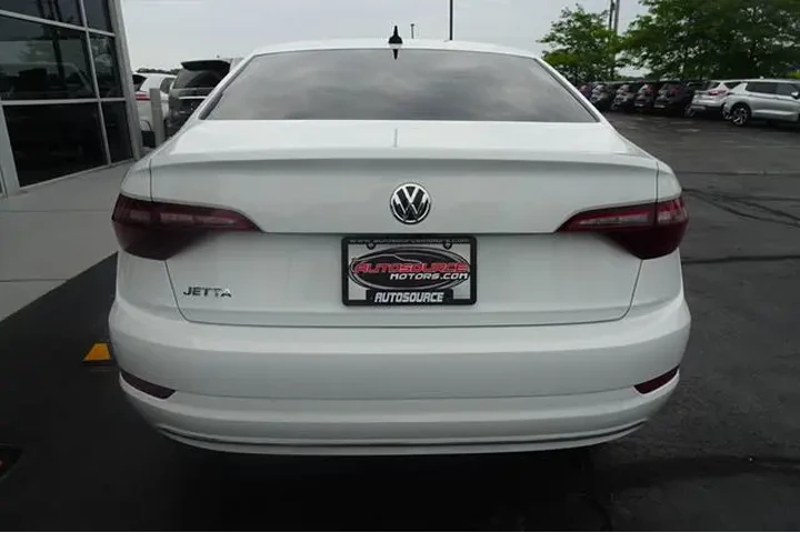 $15990 : 2020 Jetta image 7