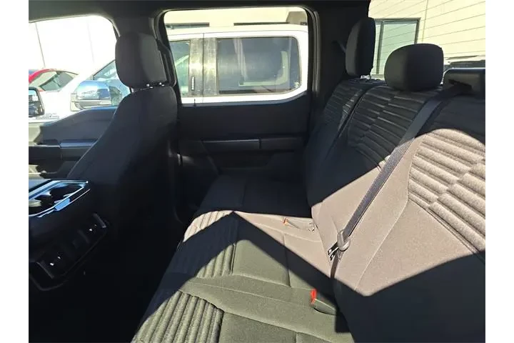 $31990 : Ford F-150 2023 4x2 XL 4dr S image 10