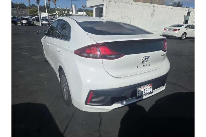 $14495 : Hyundai IONIQ Hybrid 2020 SE image 6