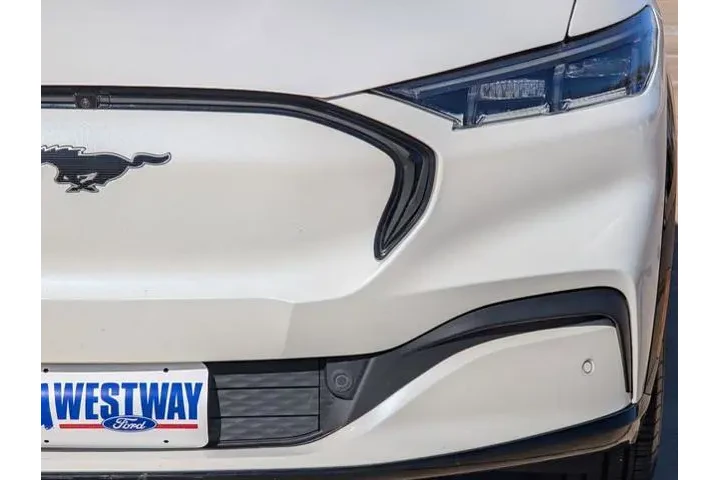 $27218 : Ford Mustang Mach-E 2022 AWD image 8