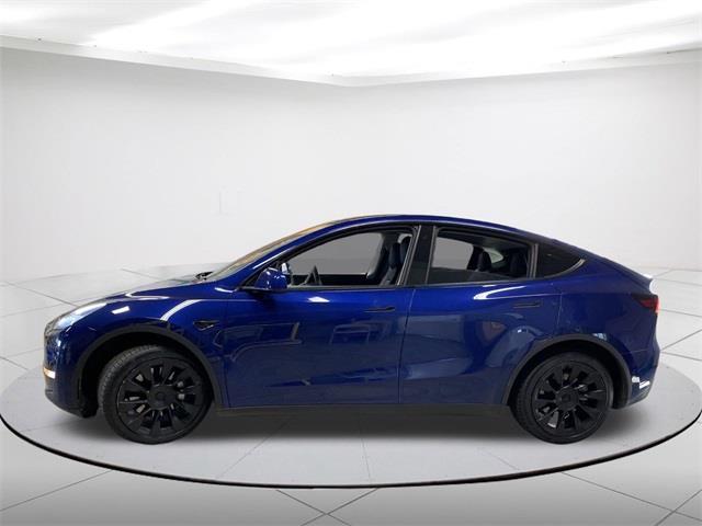 $27713 : Pre-Owned 2020 Model Y Long R image 3