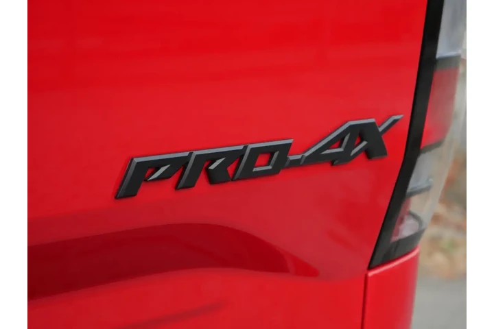 $39987 : Nissan Frontier 2024 4x4 S 4 image 7