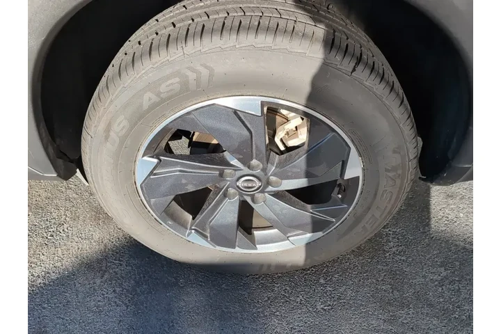 $19145 : Nissan Rogue 2024 AWD SV 4dr image 5