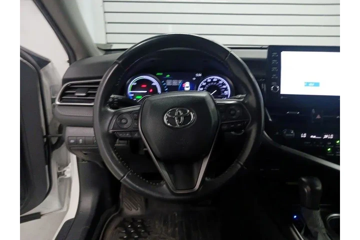 $28998 : Toyota Camry Hybrid 2022 XSE image 10
