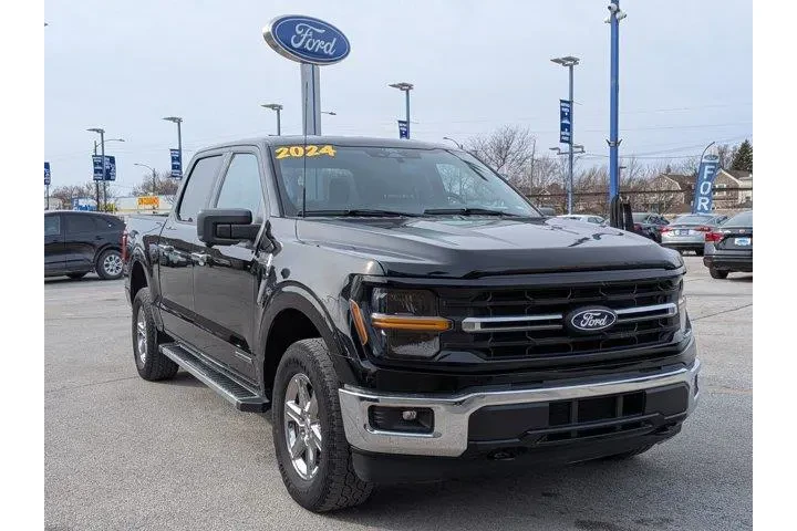 $35694 : Ford F-150 2024 4x4 XLT 4dr image 2
