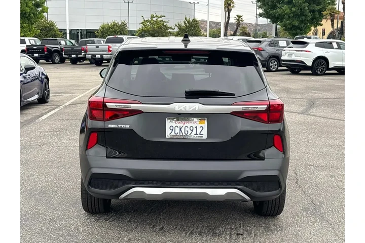 $18470 : Kia Seltos 2023 AWD LX 4dr S image 5