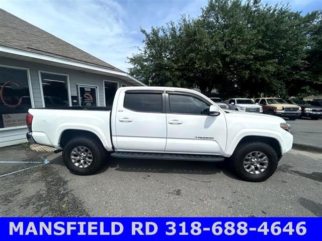 $29900 : 2017 Tacoma SR5 Double Cab Lo image 6